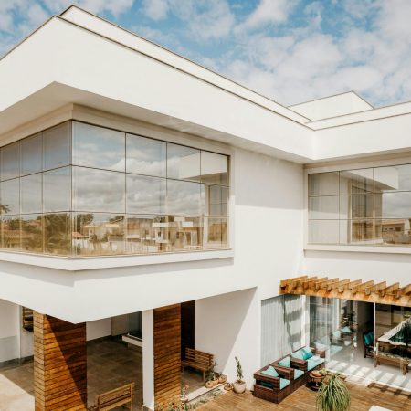 pexels-jonathanborba-5563473